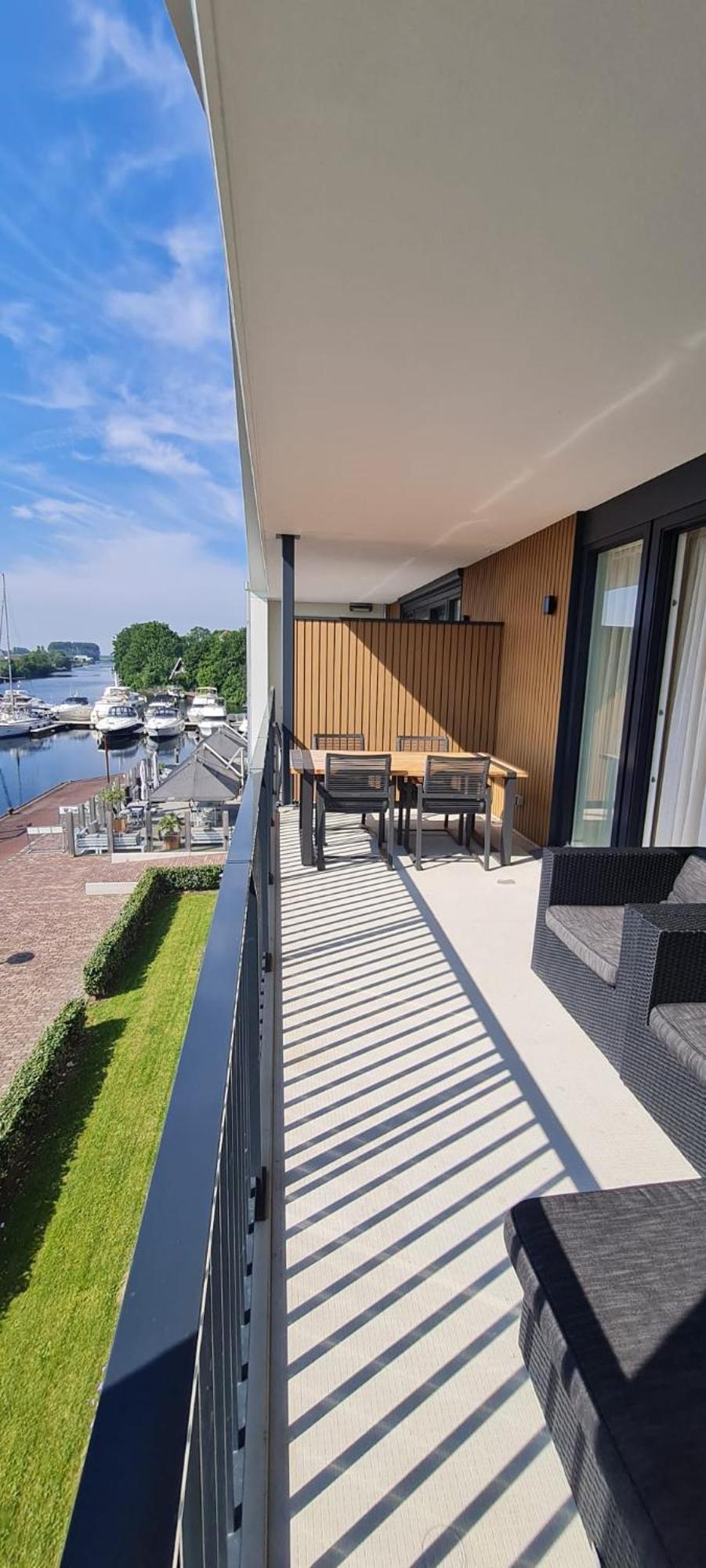 Luxe 4 Persoons Appartement In Residence Marina Kamperland 2C Exteriér fotografie